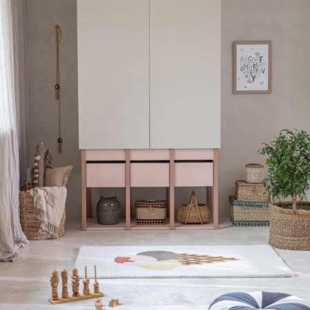 Tweens roosa riidekapp